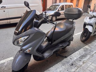 Suzuki Burgman 125i Gris
