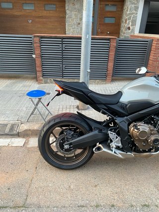Honda CB650R 2024 (A2) Gris Nardo