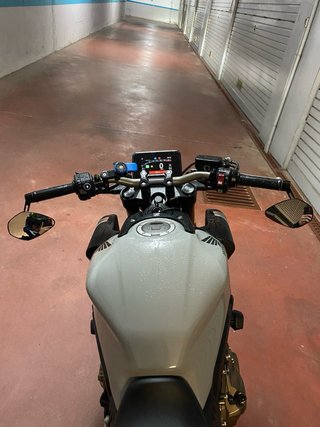 Honda CB650R 2024 (A2) Gris Nardo