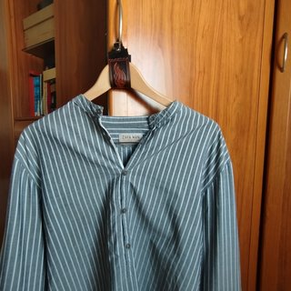 Camisa Mao gris rayas blancas hombre