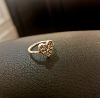 Anillo Pandora Corazón con Circonitas