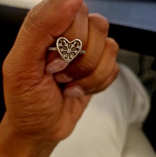 Anillo Pandora Corazón con Circonitas