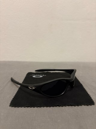 Oakley Minute Vintage Black - Iconic Model - Excel