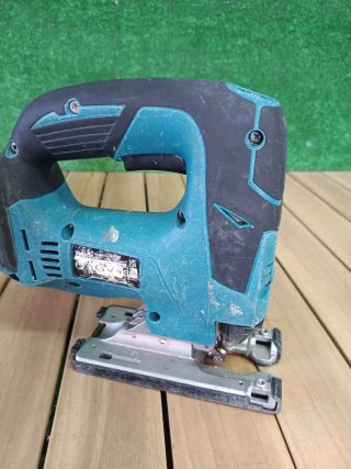 Makita DJV182 Caladora 18V BL (Solo Cuerpo)
