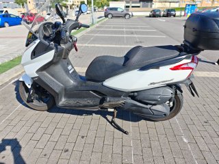 Kymco Superdink 300