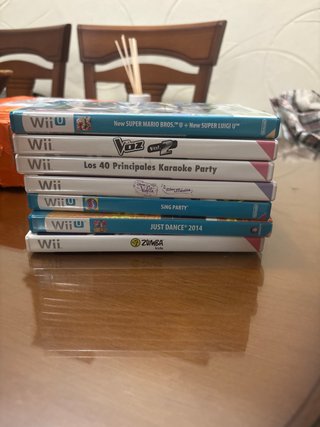 Pacchetto 7 Giochi Wii U: Mario, Karaoke, Just Dance