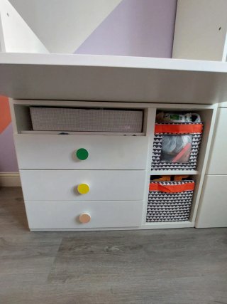 Cambiador escritorio IKEA blanco 3 cajones