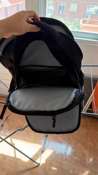 Mochila HP Negra Compacta