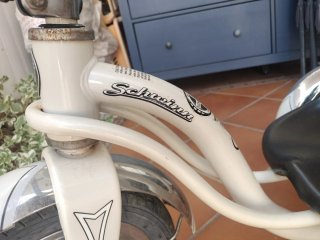 Triciclo blanco infantil