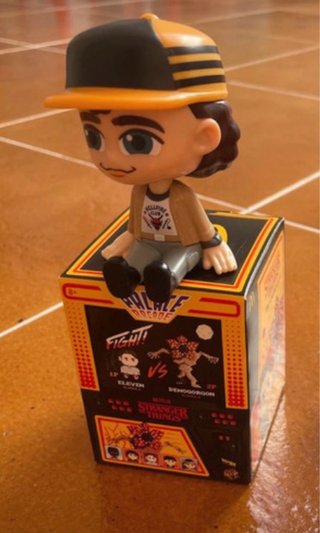 Muñeco Stranger Things Palace Arcade