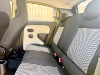 ✅ RENAULT TWINGO / Bluethoo / 5 Puertas