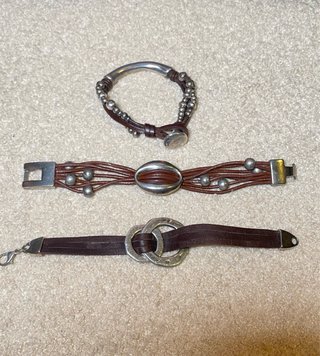 Pack 3 pulseras UNOde50 plata y piel