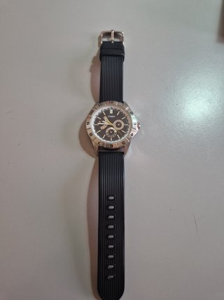 Reloj Timex modelo T2N521AU como nuevo