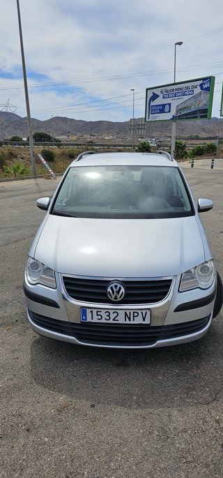 Volkswagen Touran 1.9 TDI 2010