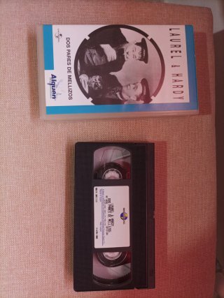 VHS Laurel & Hardy - Dos Pares de Mellizos