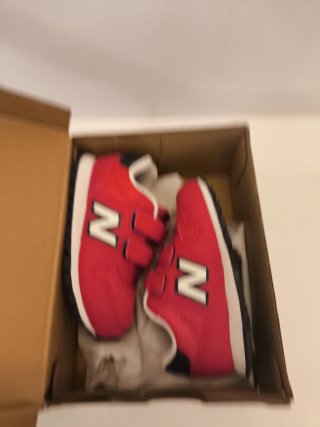 Scarpe neonato New Balance rosse