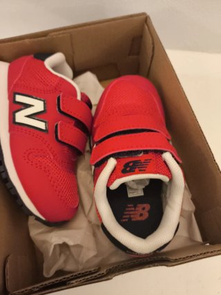 Scarpe neonato New Balance rosse