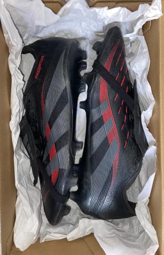 Botas de fútbol Adidas Predator Negras Rojas