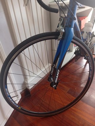 Bicicleta de carretera Giant Defy