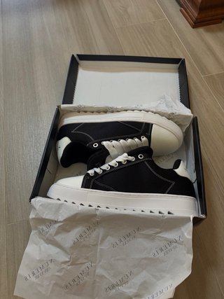 Zapatillas Numeris Negras - Talla 42