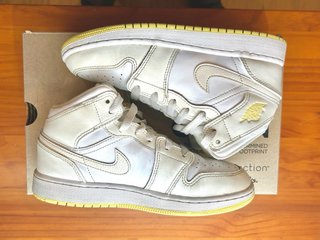 Zapatillas Nike Air Jordan 1 Mid Niños Talla 36