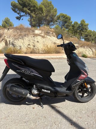 Yamaha Jog R Negra IMPECABLE Y DE SERIE