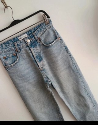 Vaqueros rectos Zara