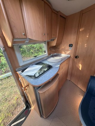 Autocaravana Burstner I590 Integral Compacta