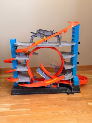 Hot Wheels Ultimate Garage Tiburón