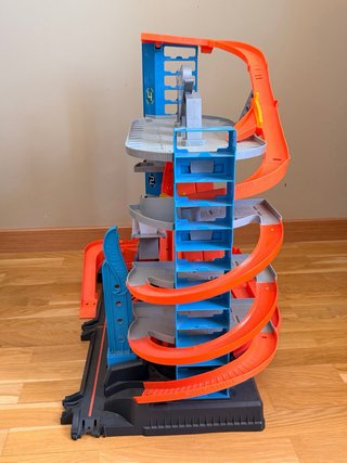 Hot Wheels Ultimate Garage Tiburón