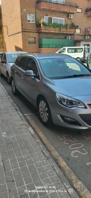Opel Astra 2013