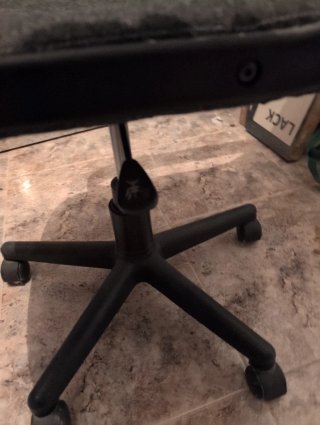 Silla de oficina giratoria con ruedas