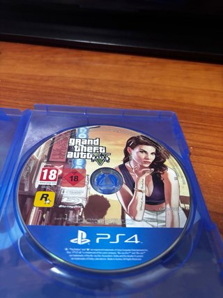 PS4 (PlayStation 4) + GTA V