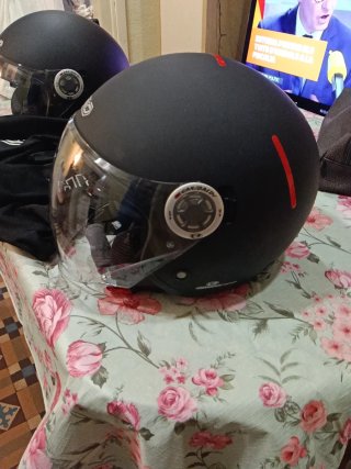 Casco Garibaldi Negro talla xs