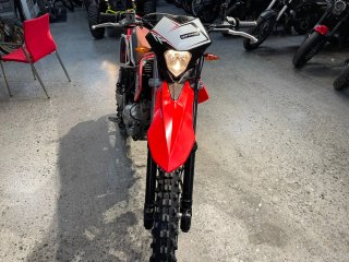 Beta RR 125 Enduro Roja y Blanca