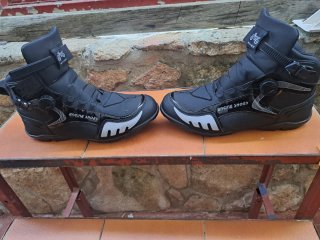 Botas de moto MOVMT negras