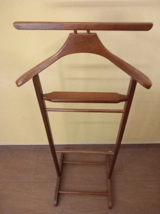 Perchero galán de madera