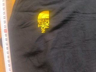 Camiseta The North Face Negra