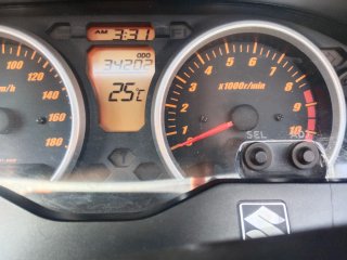 Suzuki Burgman 400 gris