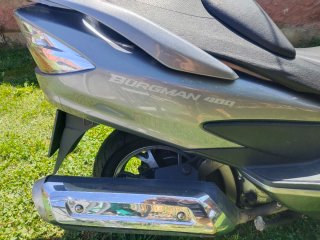 Suzuki Burgman 400 gris