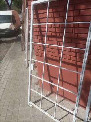 2 Puertas Rejas Blancas
