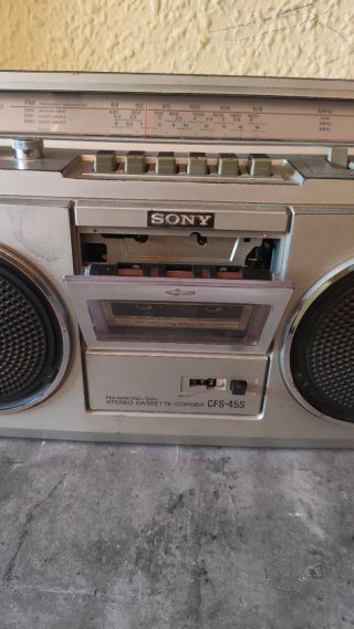 Radio Cassette Sony CFS-455 Estéreo Antigua