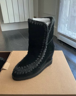 Mou Botas Cuña Negras