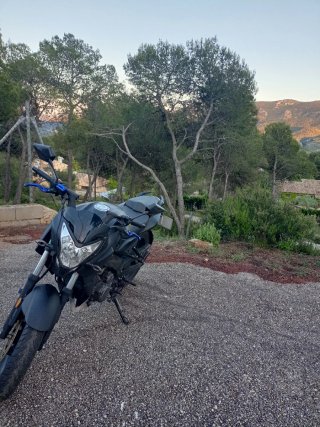 Riya X-tron 125cc Naked 2016