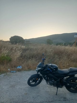 Riya X-tron 125cc Naked 2016