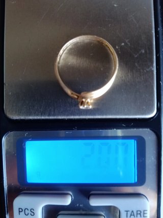Anillo 18k con diamante 0.1 ct , 2gr , 110€/gr