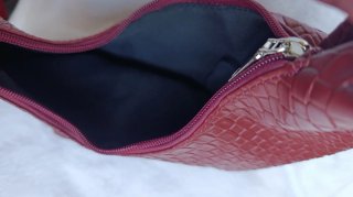 Bolso de mano burdeos efecto piel