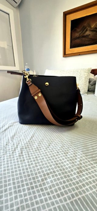Bolso Parfois Negro Correa Marrón