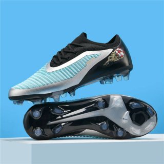 Botas de fútbol para césped