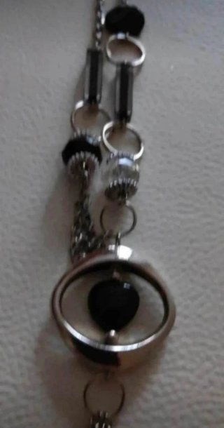 Collana leggera metallo con ciondolo cuore